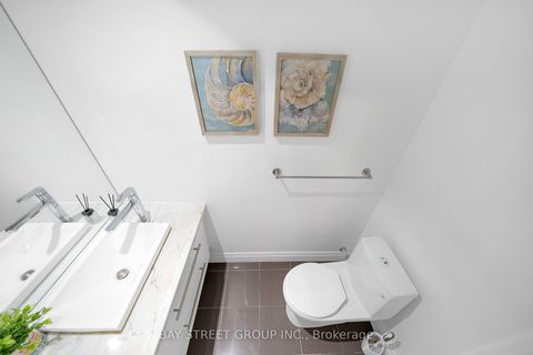 Photo 16 at 225 - 399 Spring Garden Avenue, Willowdale East, Toronto