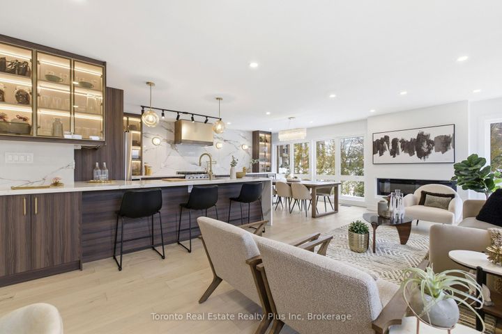 Photo 6 at 3 Blithfield Avenue, Bayview Village, Toronto