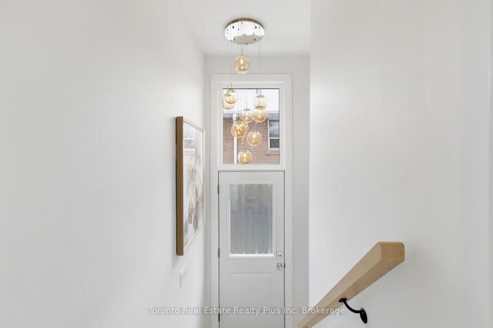 Photo 25 at 3 Blithfield Avenue, Bayview Village, Toronto