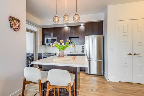 Photo 4 at 3106 - 28 Linden Street, South St. James Town, Toronto