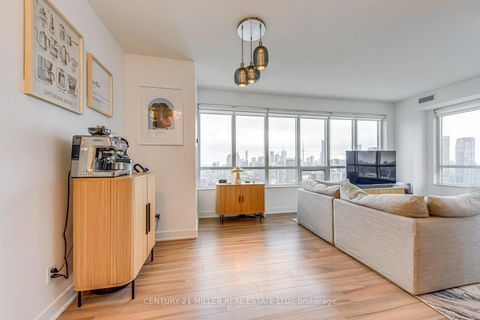 Photo 8 at 3106 - 28 Linden Street, South St. James Town, Toronto