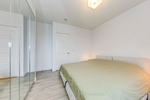 Photo 16 at 3106 - 28 Linden Street, South St. James Town, Toronto