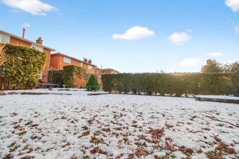 Photo 33 at 4433 Sedgefield Road, Central Erin Mills, Mississauga