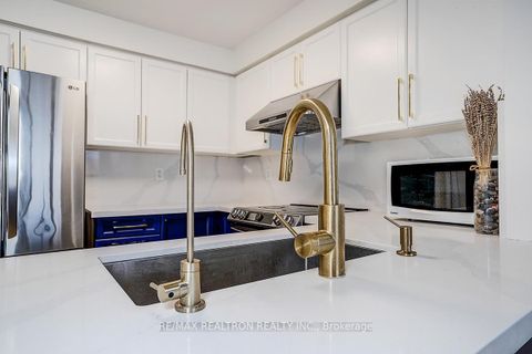 Photo 14 at 1804 - 3 Michael Power Place, City Centre West, Toronto