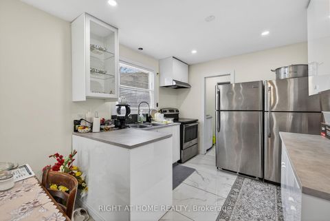 Photo 10 at 100 Metro Road S, Keswick South, Georgina