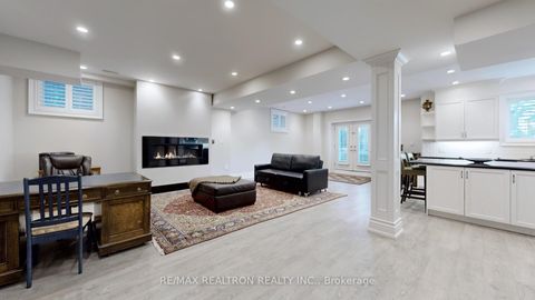 Photo 12 at 46A Puccini Drive, Oak Ridges, Richmond Hill