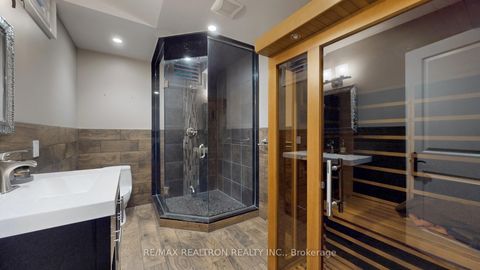 Photo 17 at 46A Puccini Drive, Oak Ridges, Richmond Hill