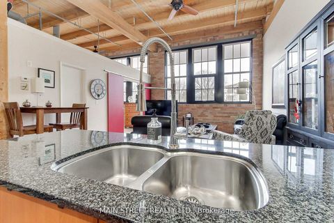 Photo 9 at 318 - 543 Timothy Street, Central Newmarket, Newmarket