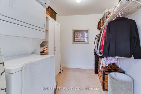 Photo 18 at 318 - 543 Timothy Street, Central Newmarket, Newmarket