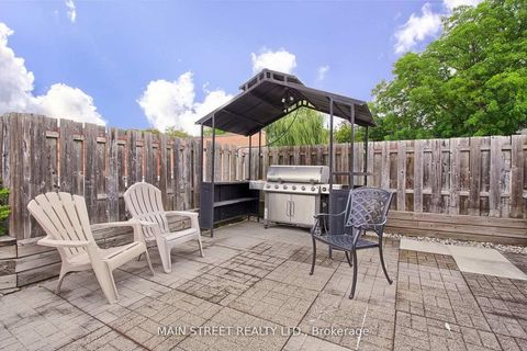 Photo 27 at 318 - 543 Timothy Street, Central Newmarket, Newmarket