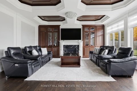 Photo 14 at 39 Patricia Drive E, King City, King