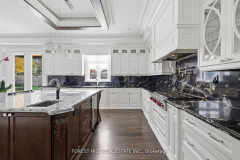 Photo 16 at 39 Patricia Drive E, King City, King