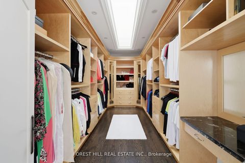 Photo 26 at 39 Patricia Drive E, King City, King