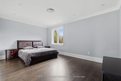 Photo 36 at 39 Patricia Drive E, King City, King