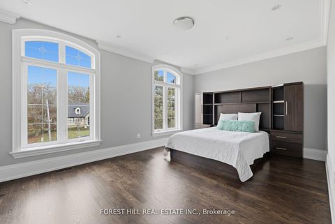 Photo 38 at 39 Patricia Drive E, King City, King