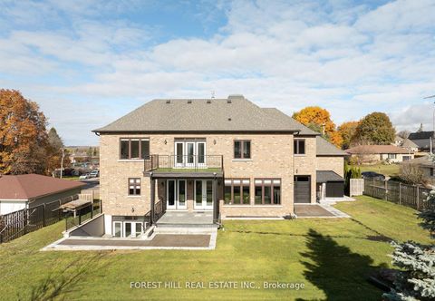 Photo 46 at 39 Patricia Drive E, King City, King