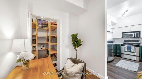 Photo 19 at 220 - 231 Fort York Boulevard, Niagara, Toronto