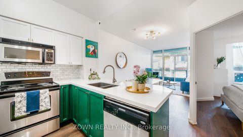 Photo 21 at 220 - 231 Fort York Boulevard, Niagara, Toronto