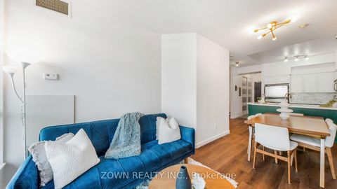 Photo 27 at 220 - 231 Fort York Boulevard, Niagara, Toronto