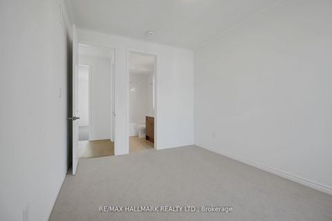 Photo 19 at 626 Newlove Street, Rural Innisfil, Innisfil