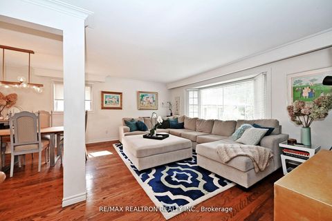 Photo 4 at 9 Karen Road, Donalda, Toronto