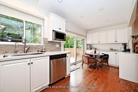 Photo 16 at 9 Karen Road, Donalda, Toronto