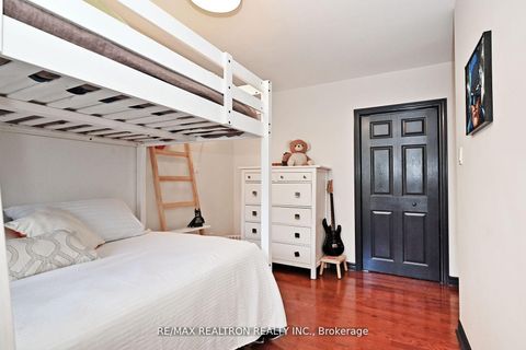 Photo 25 at 9 Karen Road, Donalda, Toronto