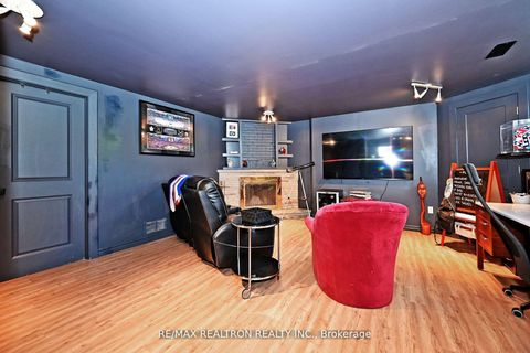 Photo 30 at 9 Karen Road, Donalda, Toronto