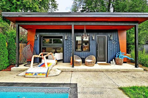 Photo 35 at 9 Karen Road, Donalda, Toronto