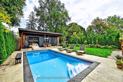 Photo 38 at 9 Karen Road, Donalda, Toronto