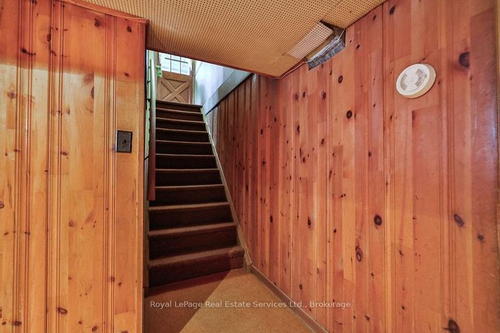 Photo 21 at 557 Stonecliffe Road, WO West, Oakville