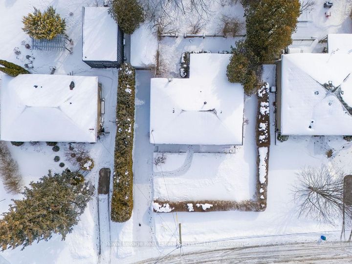 Photo 37 at 557 Stonecliffe Road, WO West, Oakville