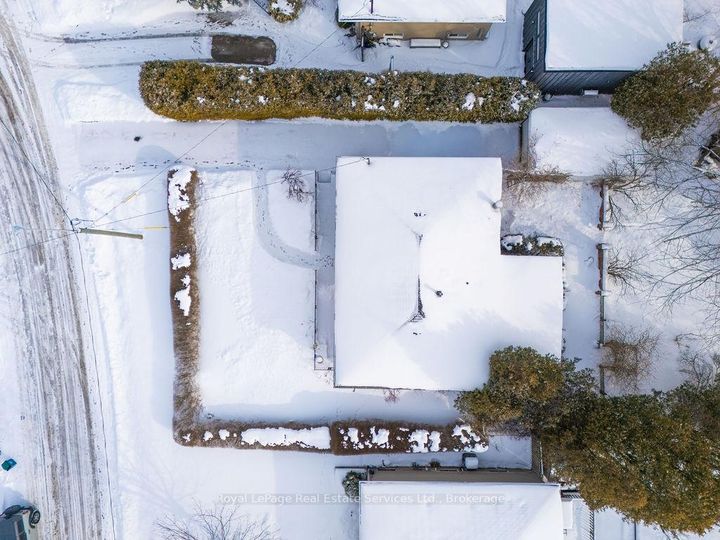 Photo 38 at 557 Stonecliffe Road, WO West, Oakville