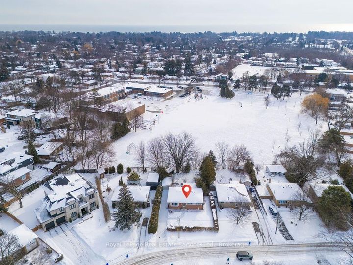 Photo 40 at 557 Stonecliffe Road, WO West, Oakville