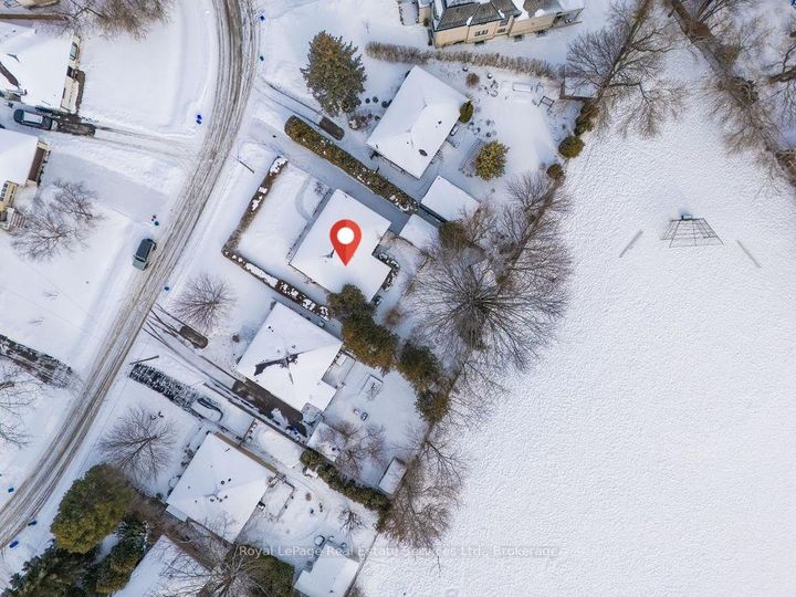 Photo 44 at 557 Stonecliffe Road, WO West, Oakville