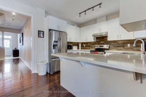 Photo 8 at 506 Foxcroft Boulevard, Wyndham, Newmarket