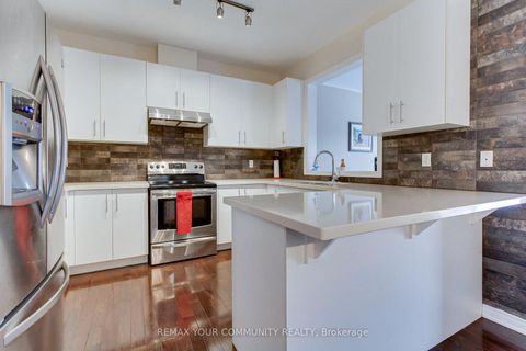 Photo 9 at 506 Foxcroft Boulevard, Wyndham, Newmarket