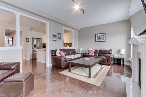 Photo 18 at 506 Foxcroft Boulevard, Wyndham, Newmarket
