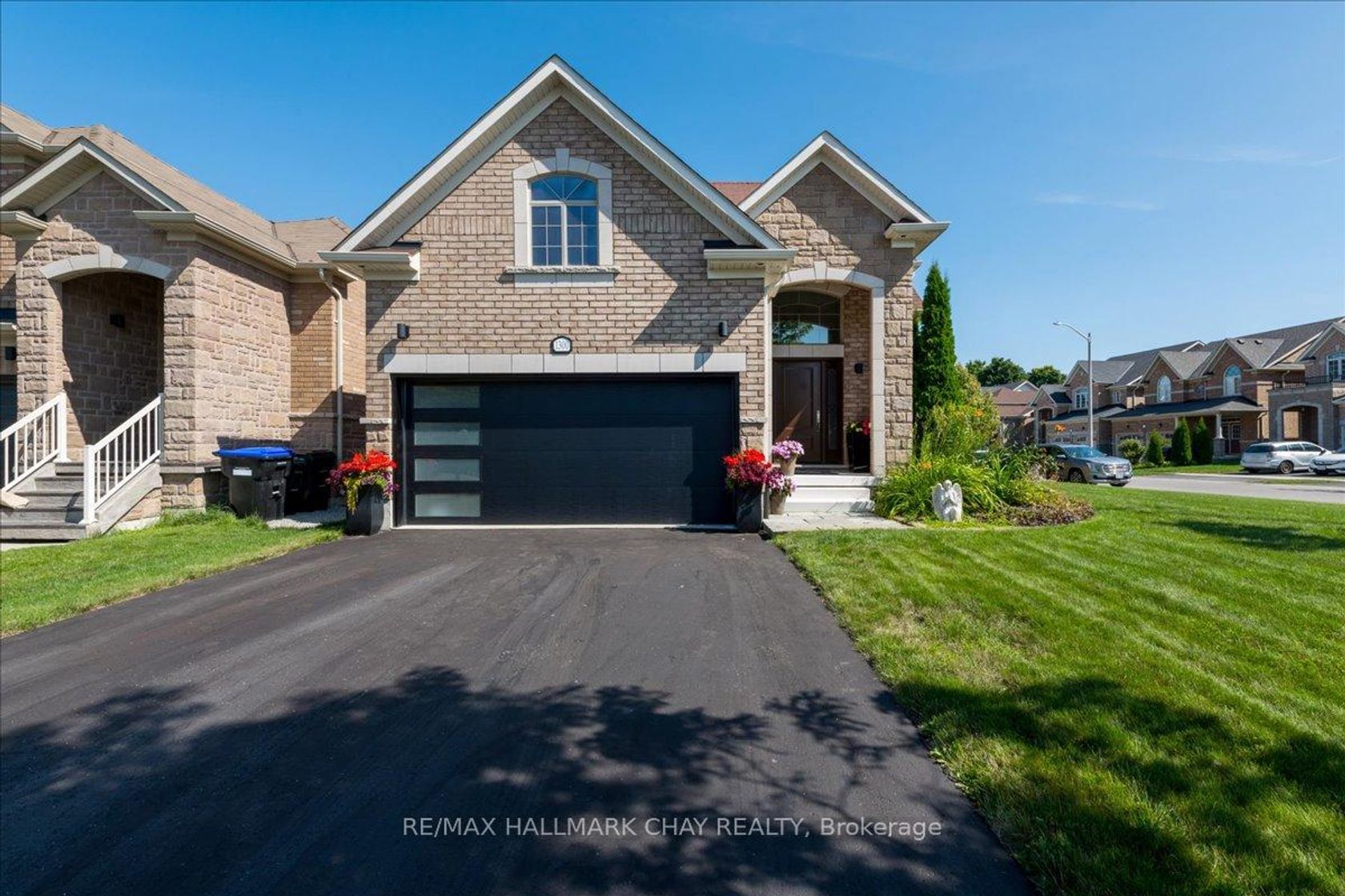 1300 Hunter Street, Alcona, Innisfil photo number 2