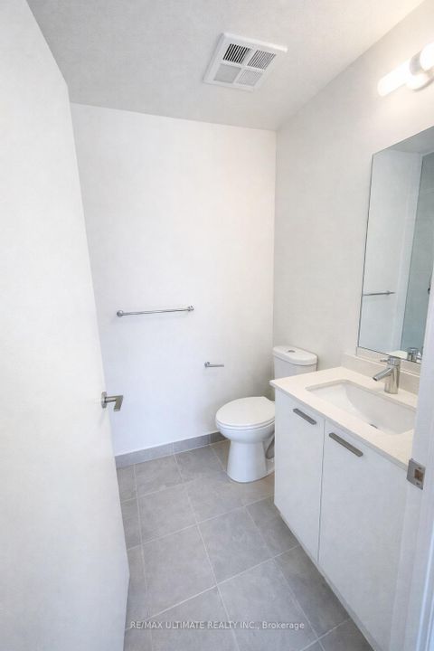 Photo 25 at 802 - 30 Roehampton Avenue, Mount Pleasant West, Toronto