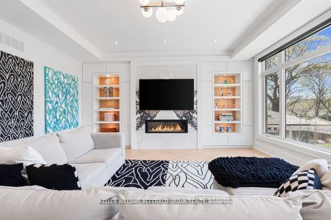 Photo 10 at 54 Cronin Drive, City Centre West, Toronto