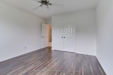 Photo 43 at 19 Crystal Drive N, Mill Pond, Richmond Hill