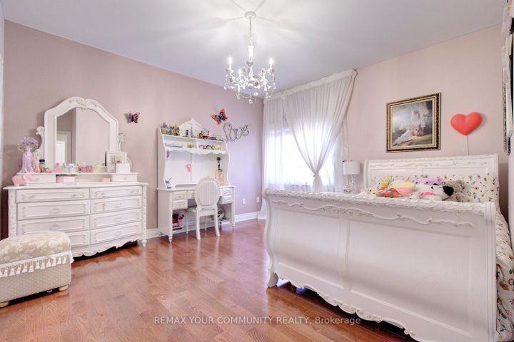 Photo 30 at 58 Michael Fisher Avenue, Patterson, Vaughan