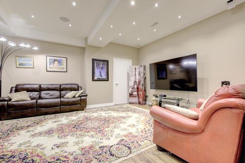 Photo 35 at 58 Michael Fisher Avenue, Patterson, Vaughan