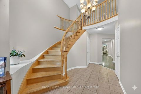 Photo 3 at 215 Drummond Drive, Maple, Vaughan