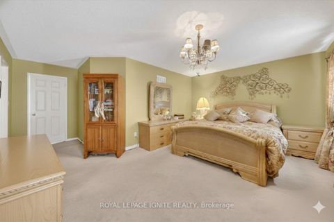 Photo 15 at 215 Drummond Drive, Maple, Vaughan