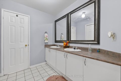 Photo 19 at 215 Drummond Drive, Maple, Vaughan