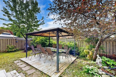 Photo 24 at 215 Drummond Drive, Maple, Vaughan