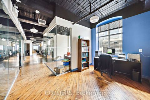 Photo 5 at 340 Richmond Street W, Waterfront Communities C1, Toronto