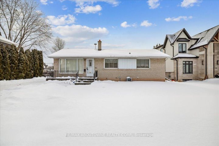 Photo 2 at 1332 Rebecca Street, WO West, Oakville